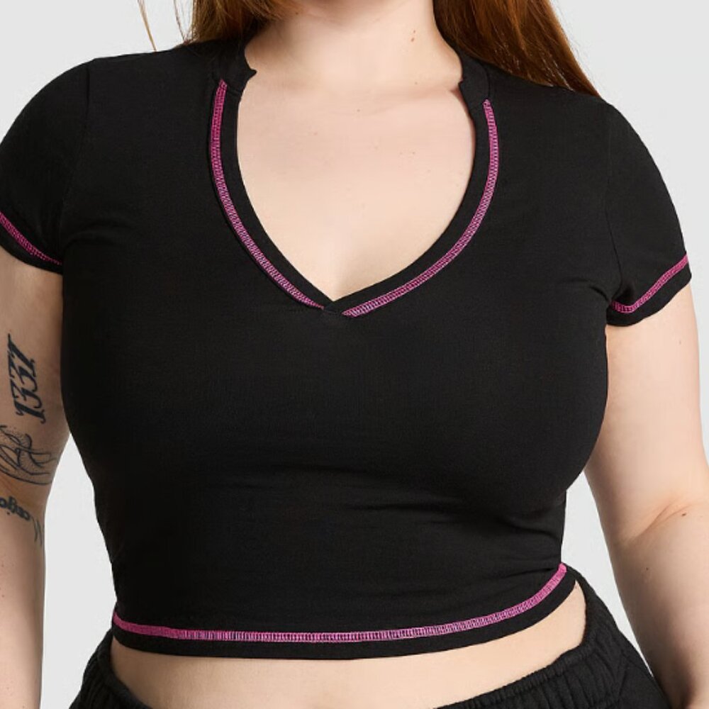 All-Day Cotton Plunge Cropped Top